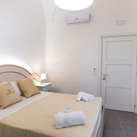 Le Stanze Del Duomo Bed & Breakfast Lecce Exterior photo